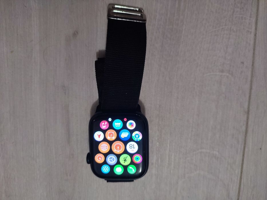 Apple Watch Series 9 45мм
0
Аксессуары
Описание
Характеристики
Отзывы