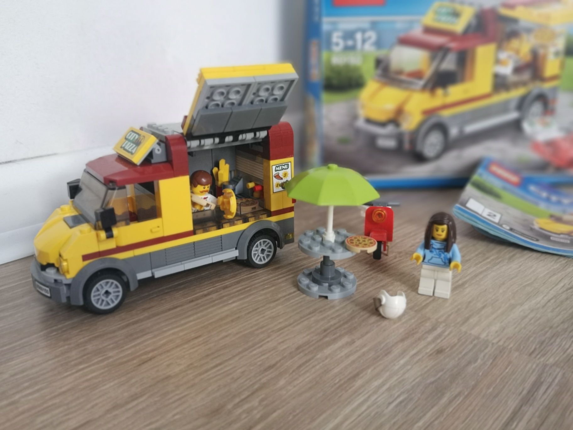 Lego Pizza Truck 60150