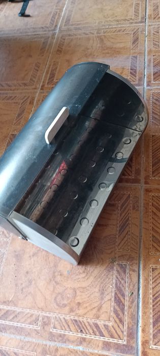 Caixa de pão guarda pão
