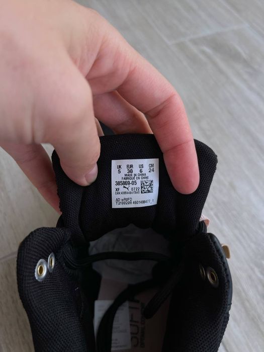 США! Жіночі кросівки Puma X-Ray Speed MID WTR 385869-05 Оригінал 38,39