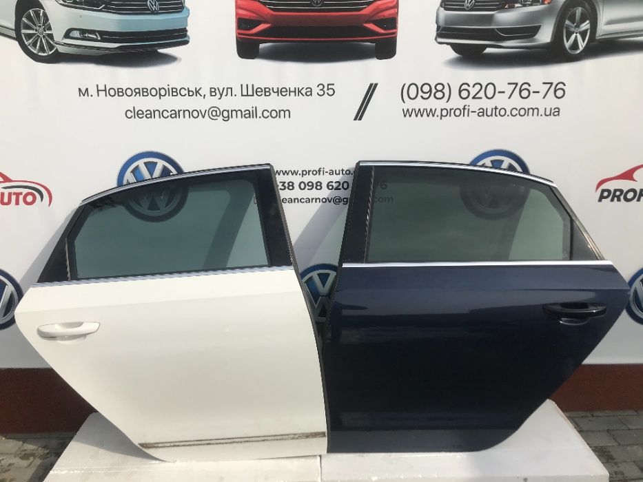 Дверка(двері)задні праві-ліві (голі-взборі) Volkswagen Passat B7-B8