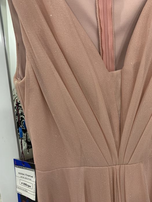 Платье нарядное выпускное