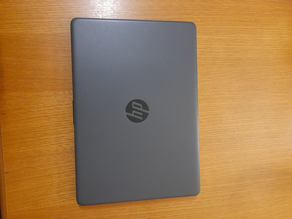 Computador hp i3 240