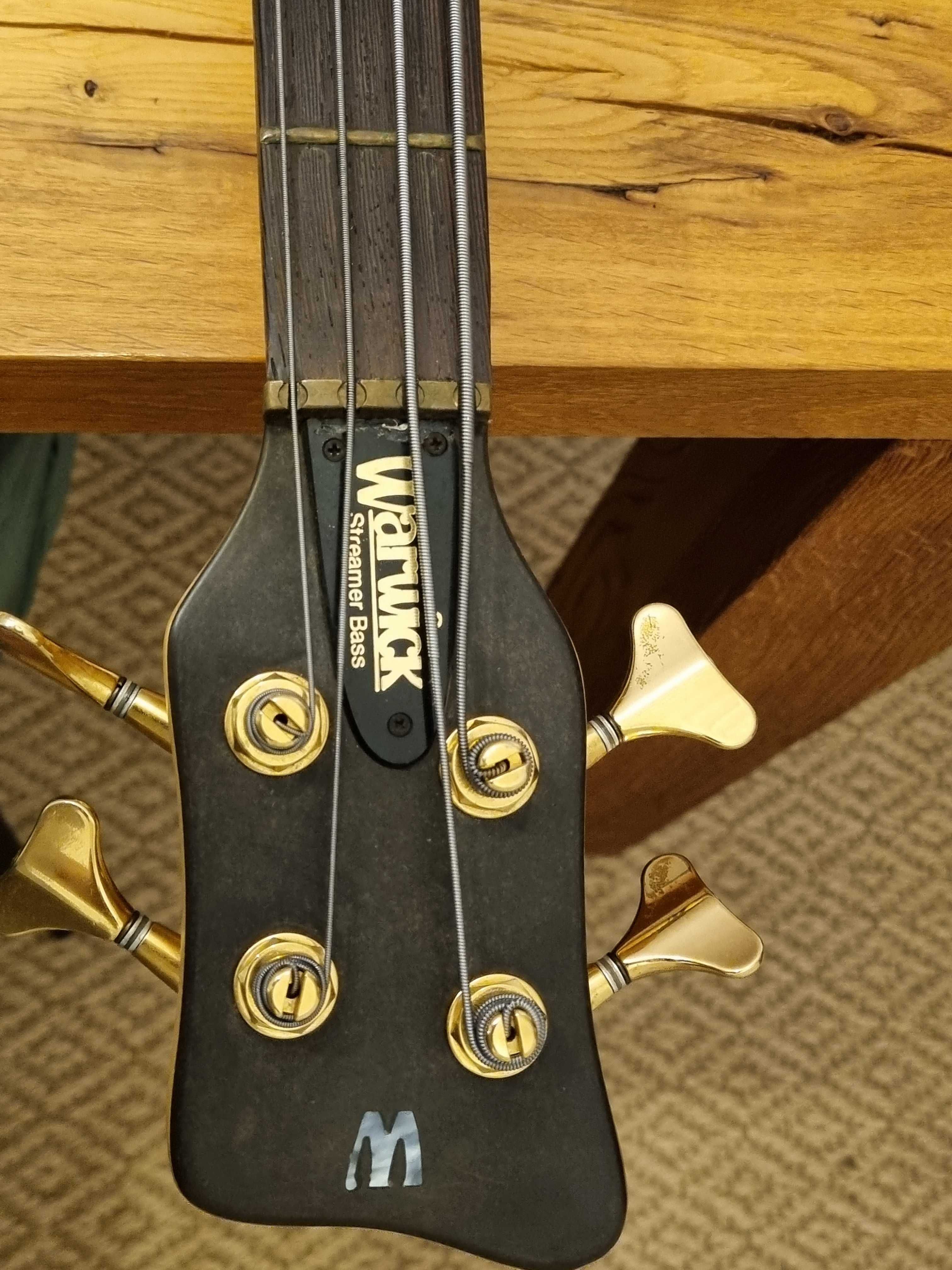 Warwick Streamer Corvette Gitara Basowa