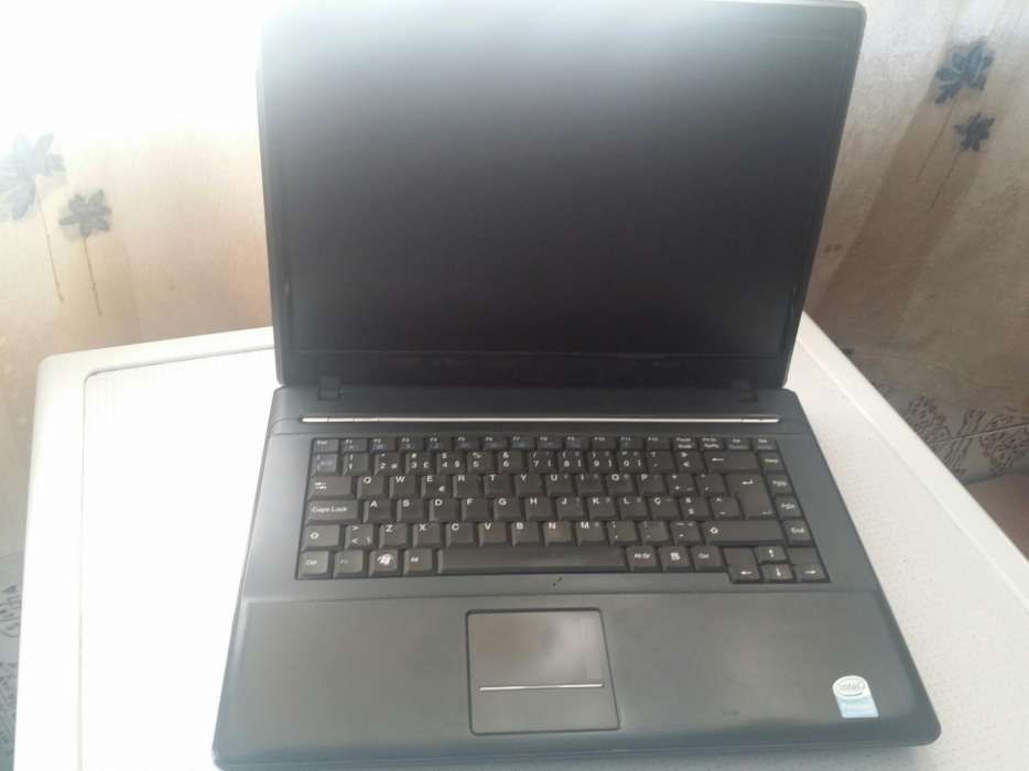 Portáil Insys Gameforce M761SU