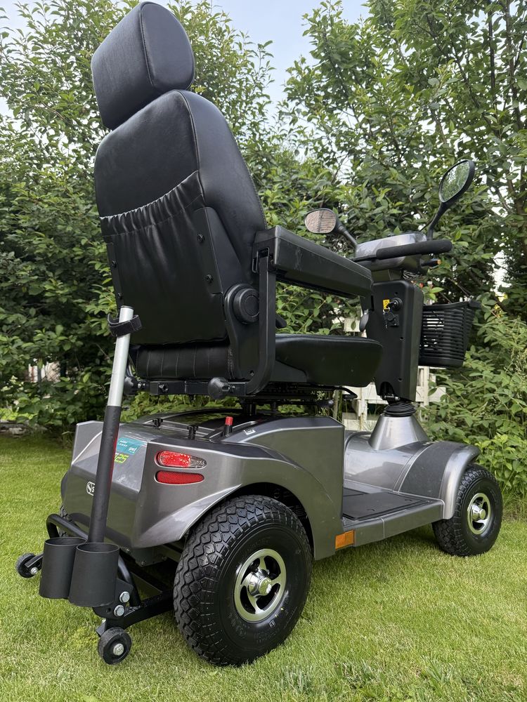 skuter elektryczny inwalidzki Sterling S425 ,2022r.12Km/h, dla seniora