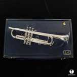 Trąbka E.Benge Burbank MLP 3 bell ustniki futerał tłumiki GAMONBRASS