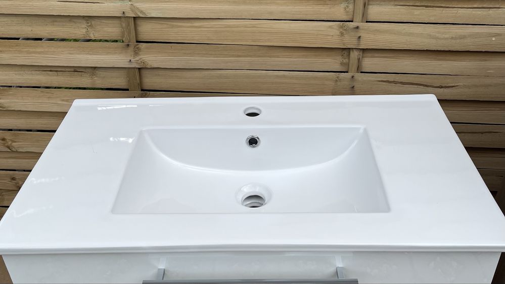 Duża umywalka ceramiczna. Sensea. Szerokosc 81cm, głębokość 46cm