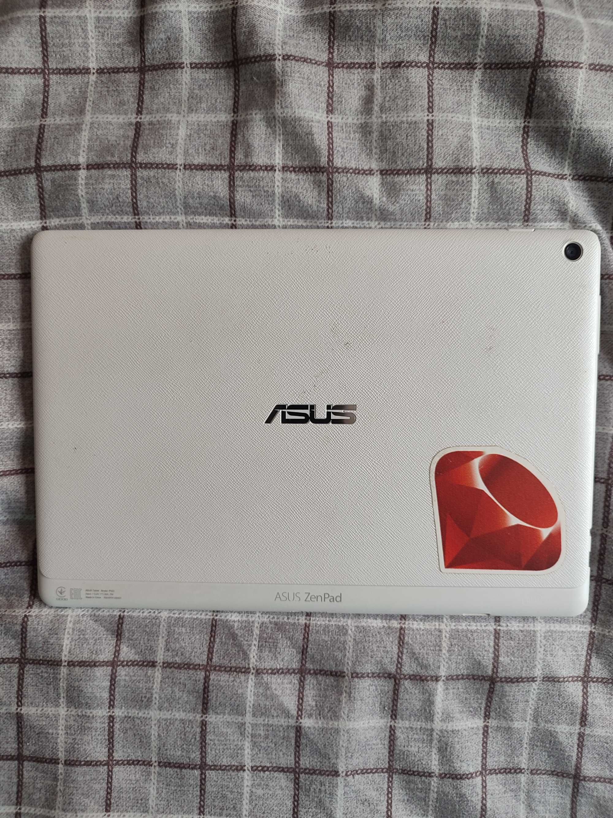 Планшет ASUS Zen Pad PO23 5,2V=1,35A 7W China FBNPFP 188604