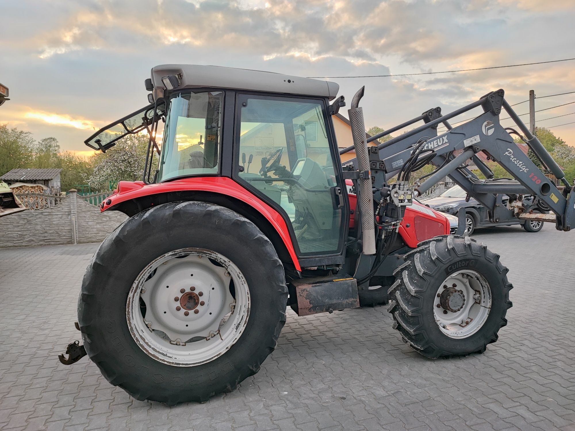 Massey Ferguson 5455