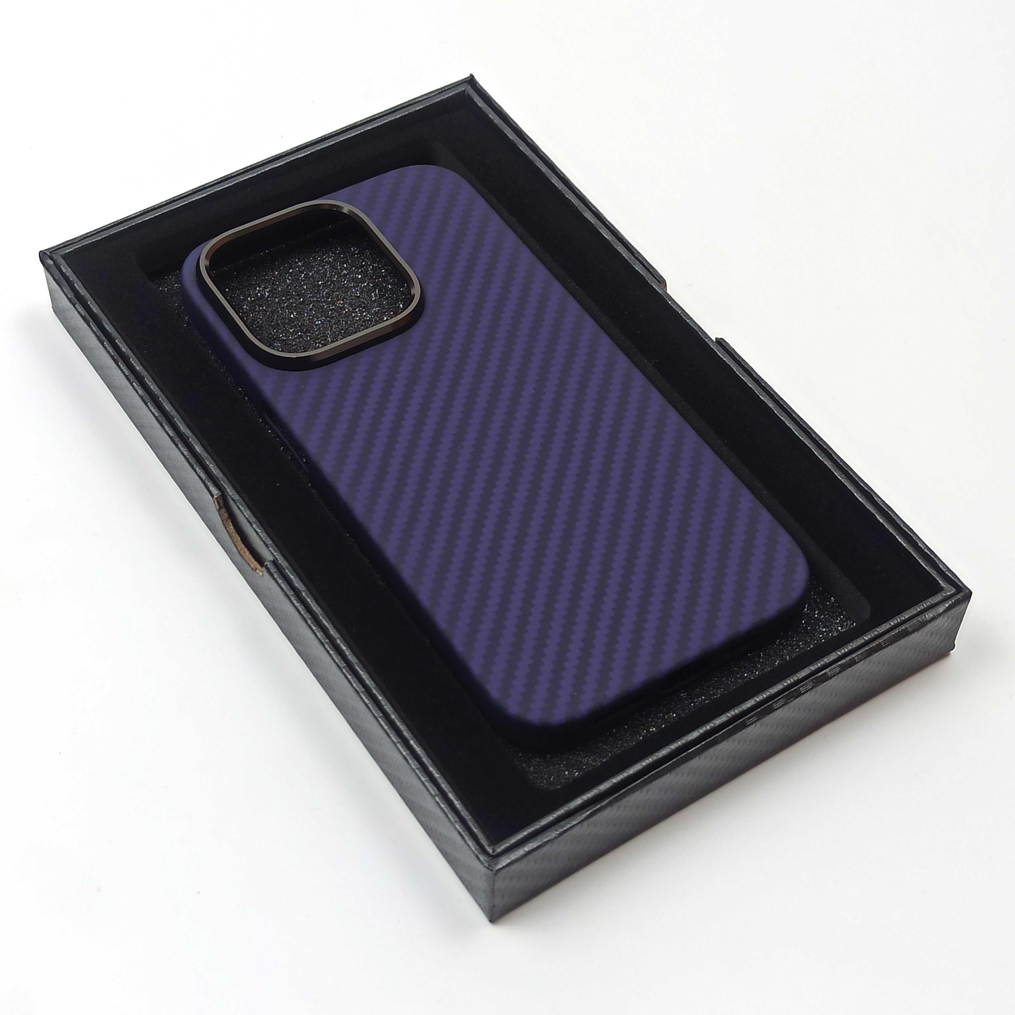 Карбоновый чехол iPhone 14 Pro Max (Purple) с кольцом камеры