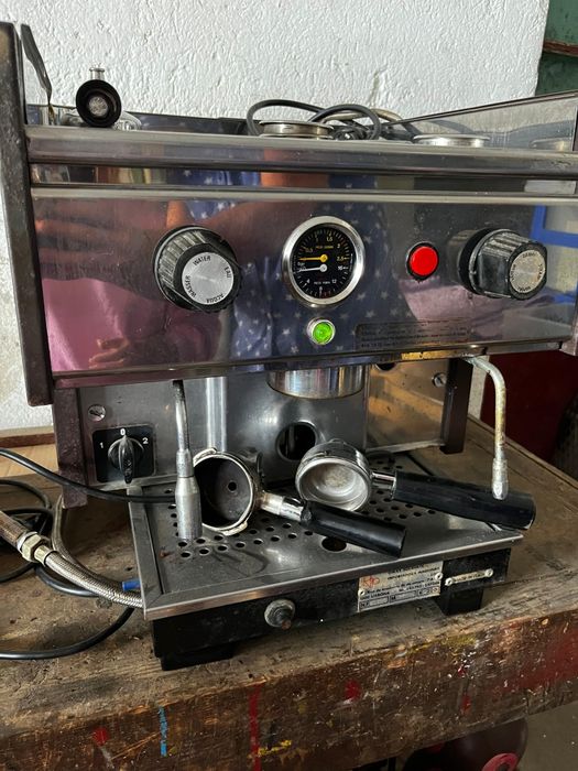Vendo maquina de café profissional
