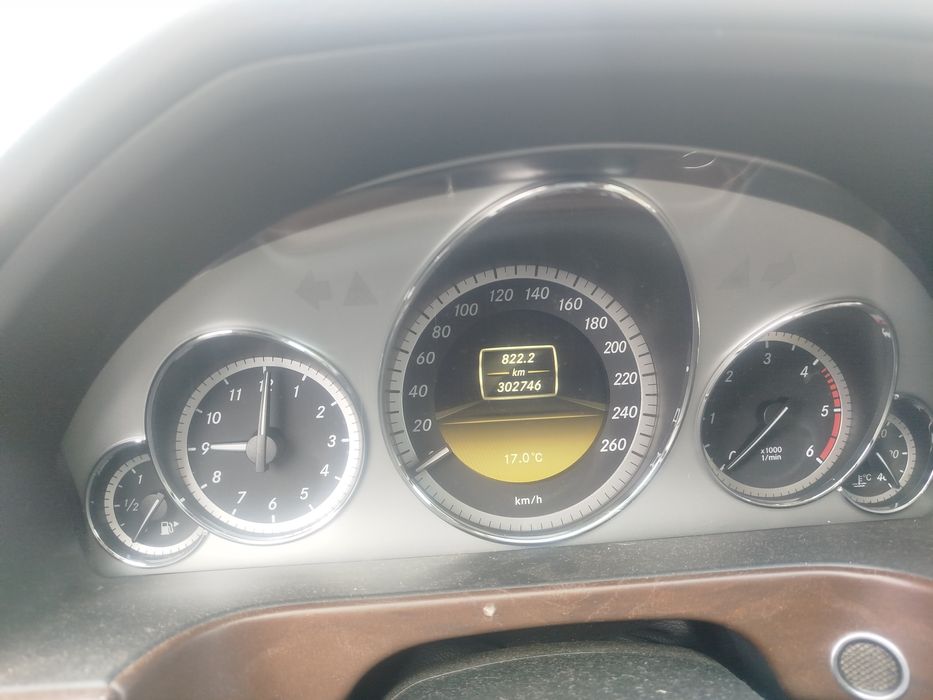 Mercedes E 220 CDI Avantgarde