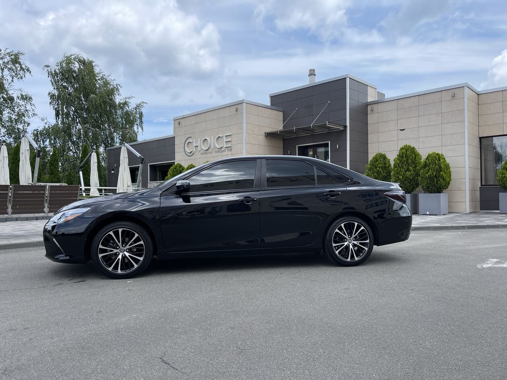 Оренда авто Toyota Camry / прокат авто в Києві