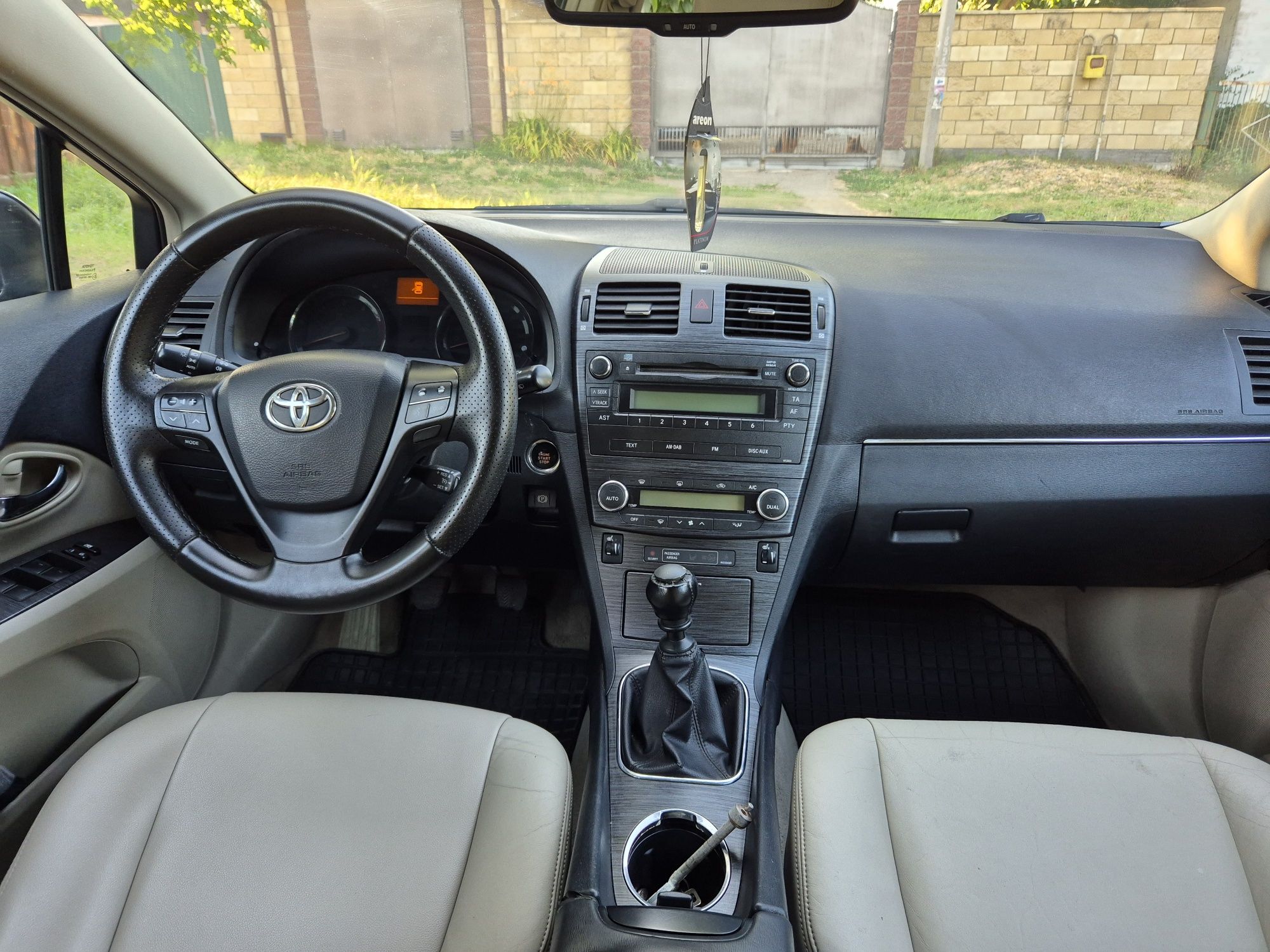 Toyota avensis,тойота авенсіс 2011 рік