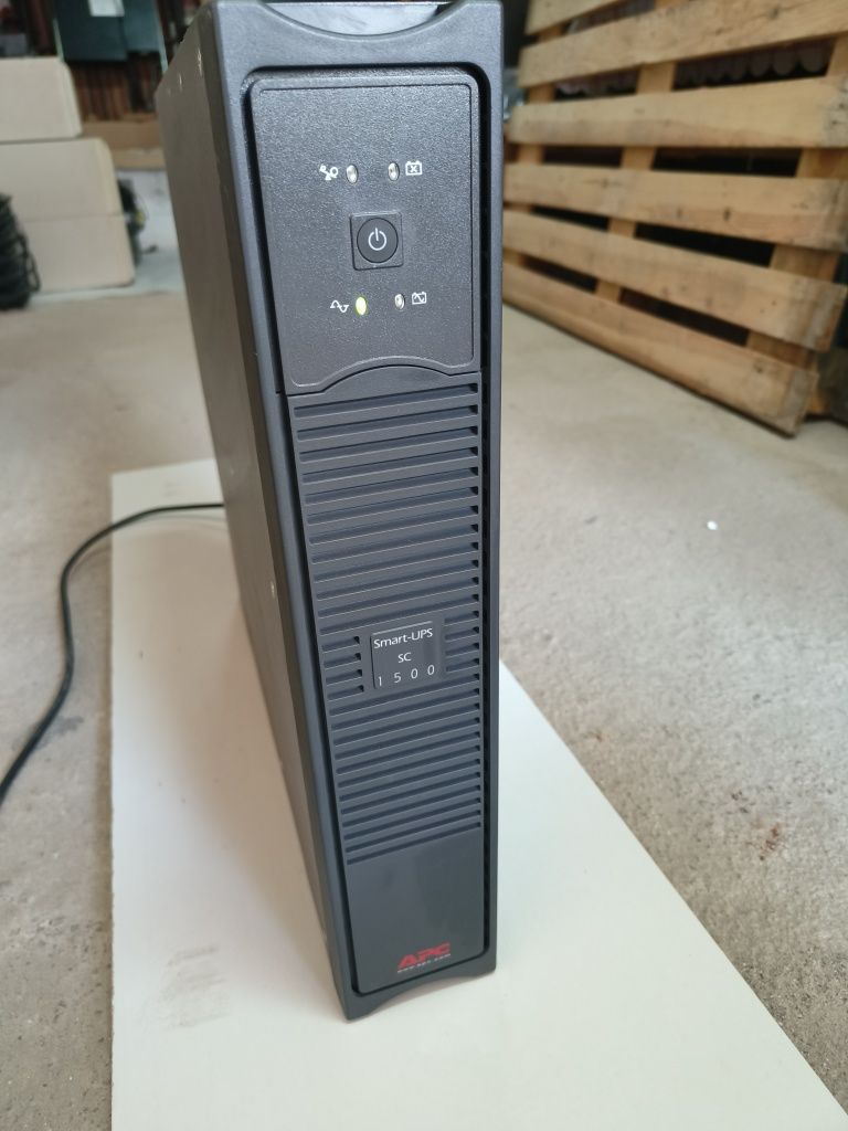 ИБП APC Smart-UPS SC 1500VA , 1000VA