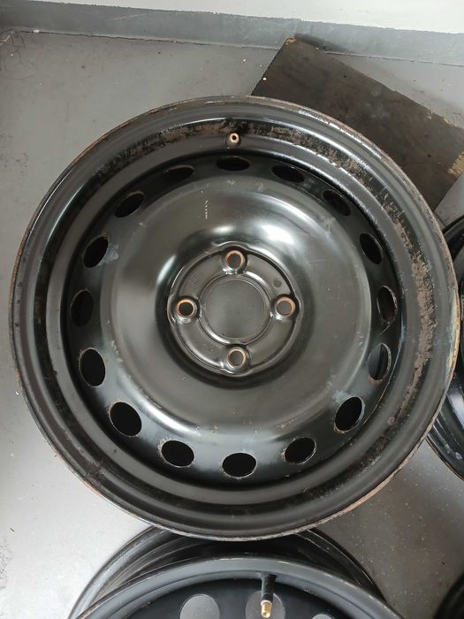 Felgi stalowe Dacia Renault Nissan 4x100 et40 6j15  czujniki  TPMS