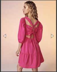 Рожева сукня в стилі Барбі розмір m
