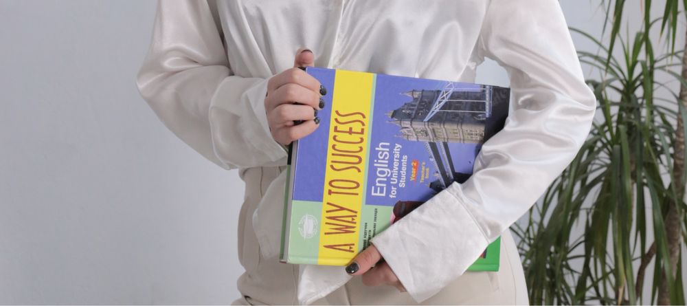 Репетитор з англійської мови