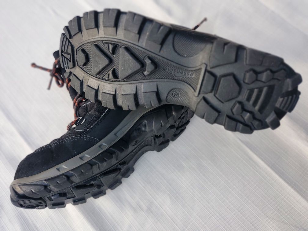 Buty Decathlon Quechua 37 śniegowce zimowe