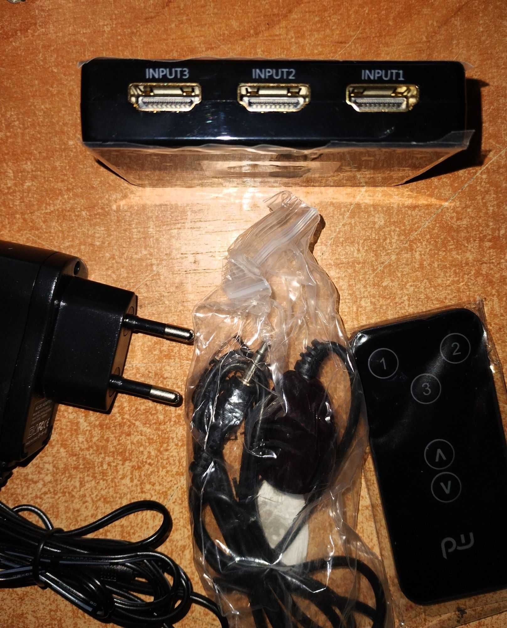 CSL Przełącznik HDMI 4k 3-portowy Switch HDMI przełącznik