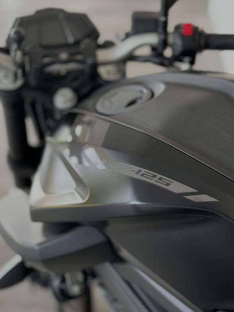 YAMAHA MT 125 - Apenas 4000 kms.