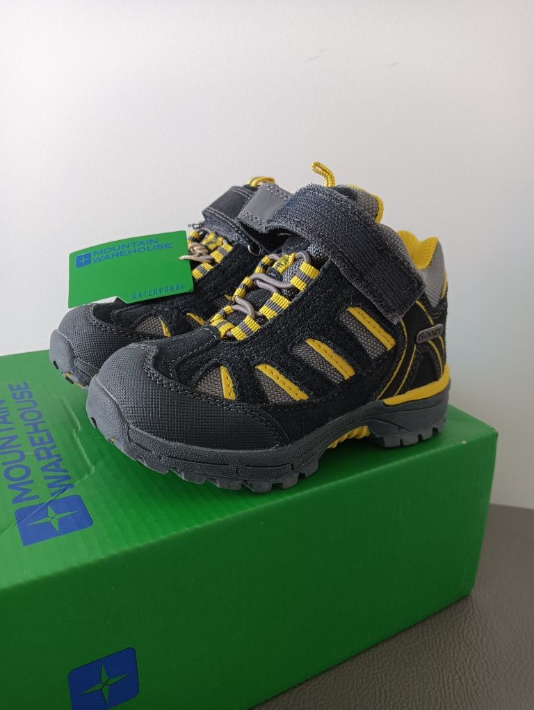 Nowe buty trekkingowe Mountain Warehouse rozmiar 23 dziecięce.