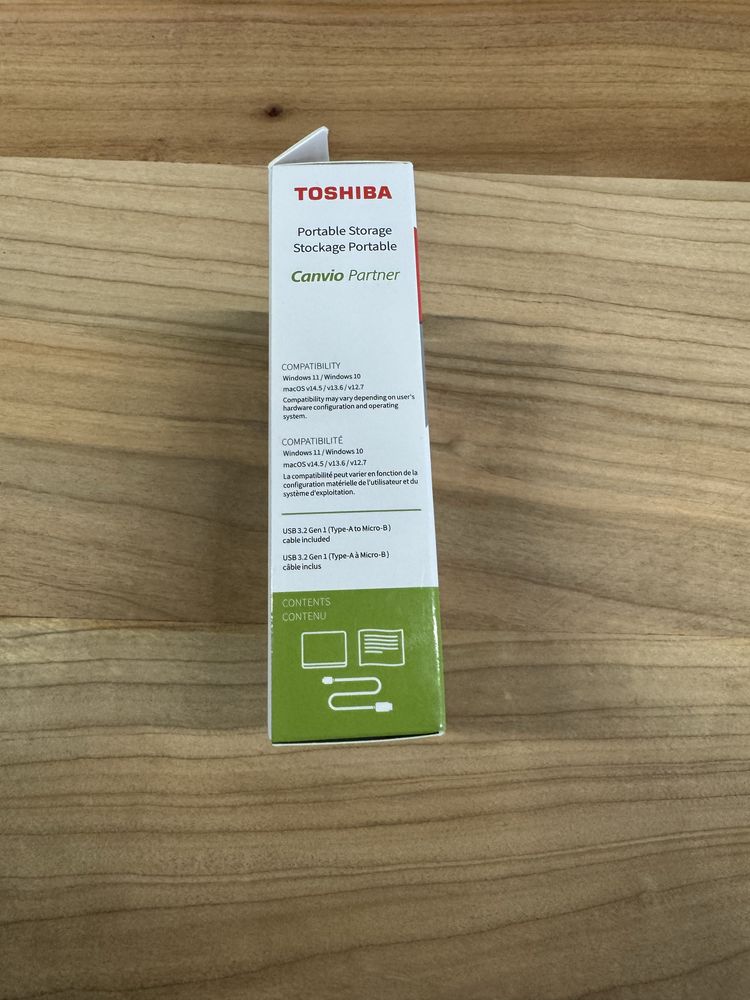 Зовнішній жорсткий диск 2.5" 1TB Toshiba Canvio Partner