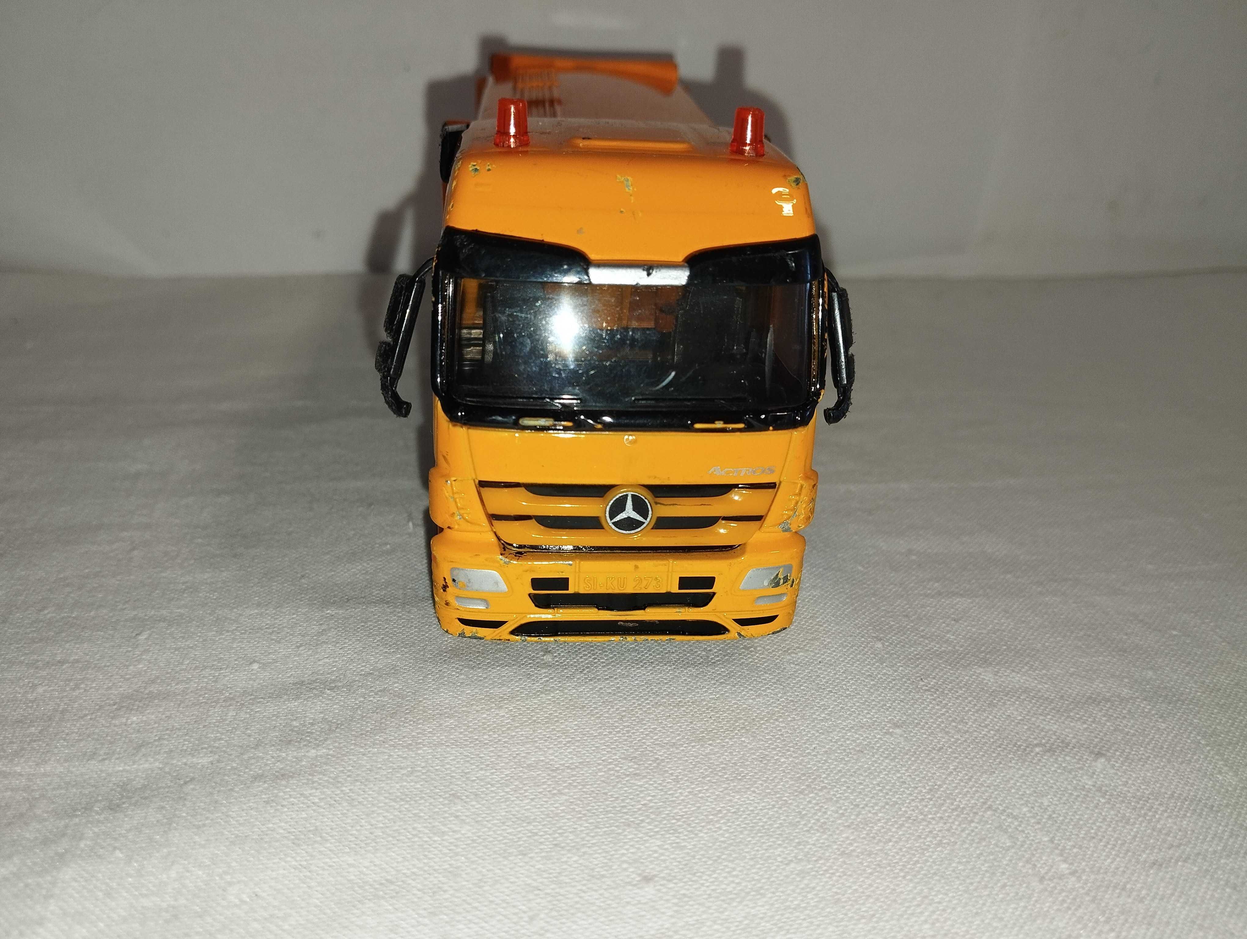 Siku śmieciarka Mercedes