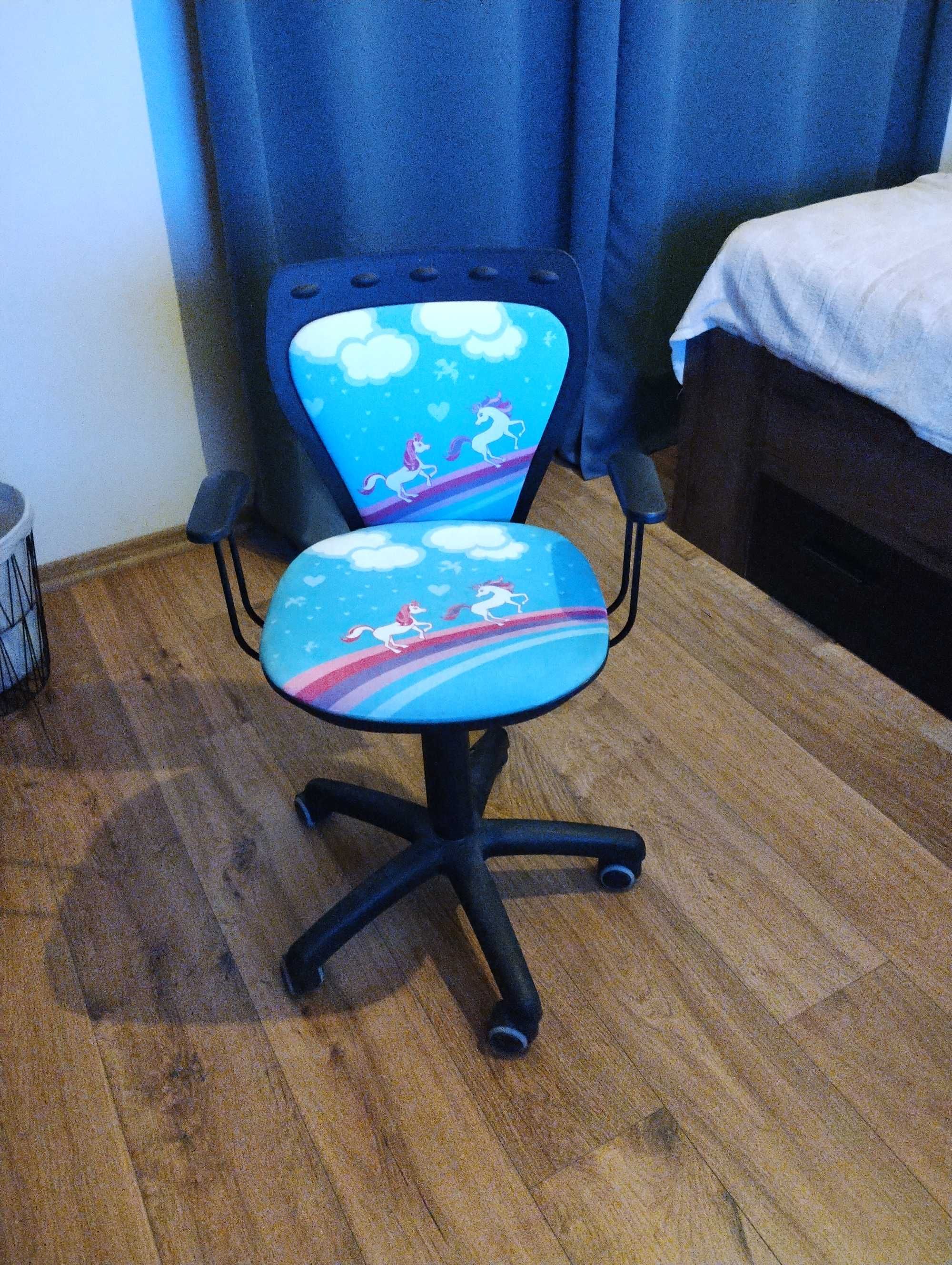 Krzesło biurowe dziecięce