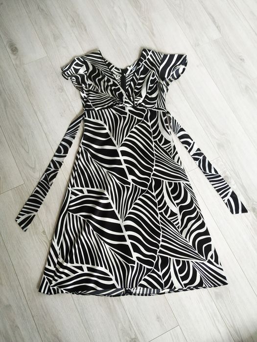 Sukienka Defacto rozmiar M