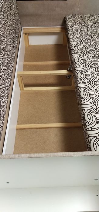 Диван б/у  в хорошем состоянии