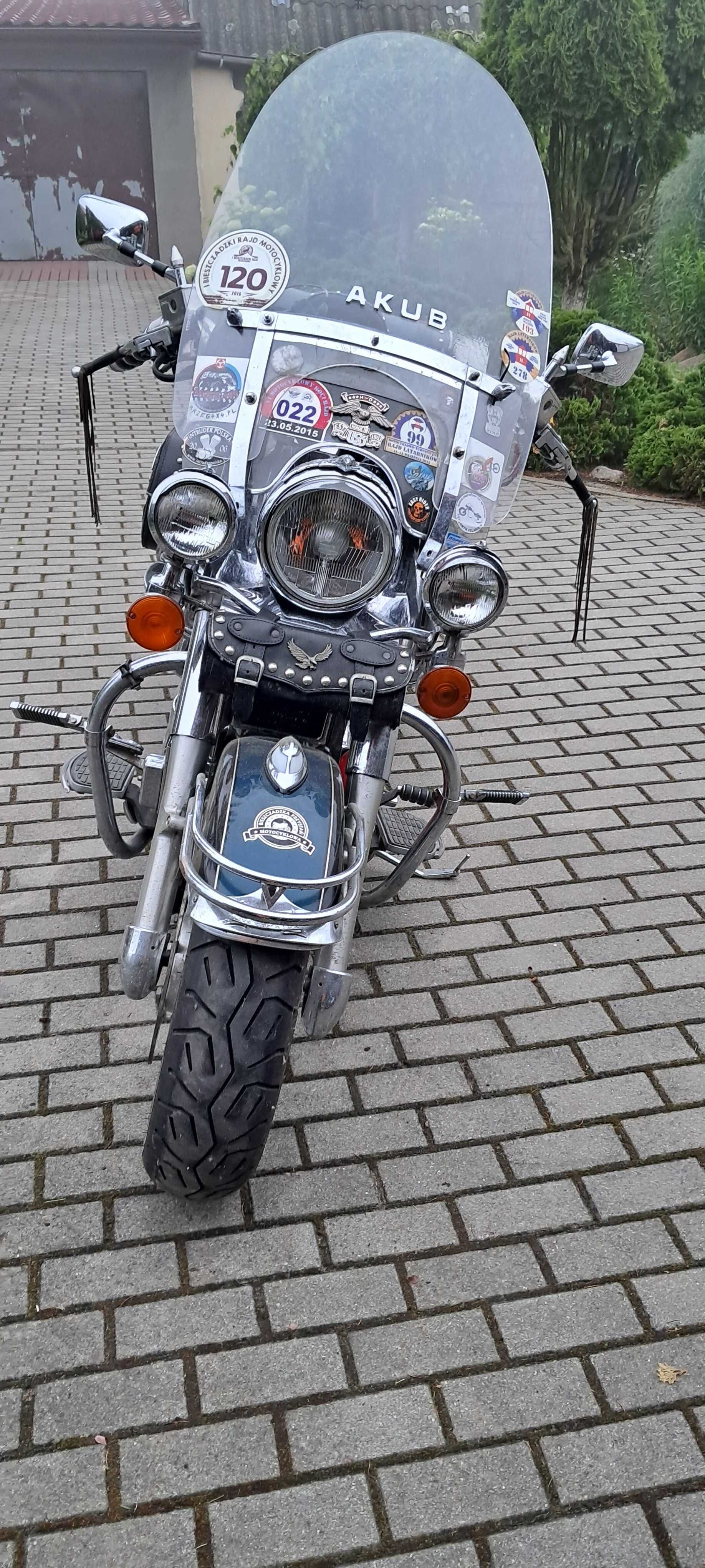 SUZUKI Intruder 1500 LC