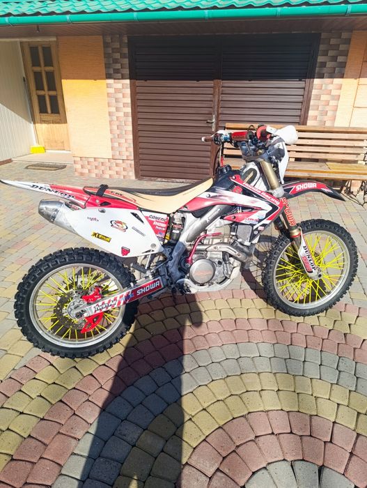 Продам мотоцикл Honda CRF 450  2008