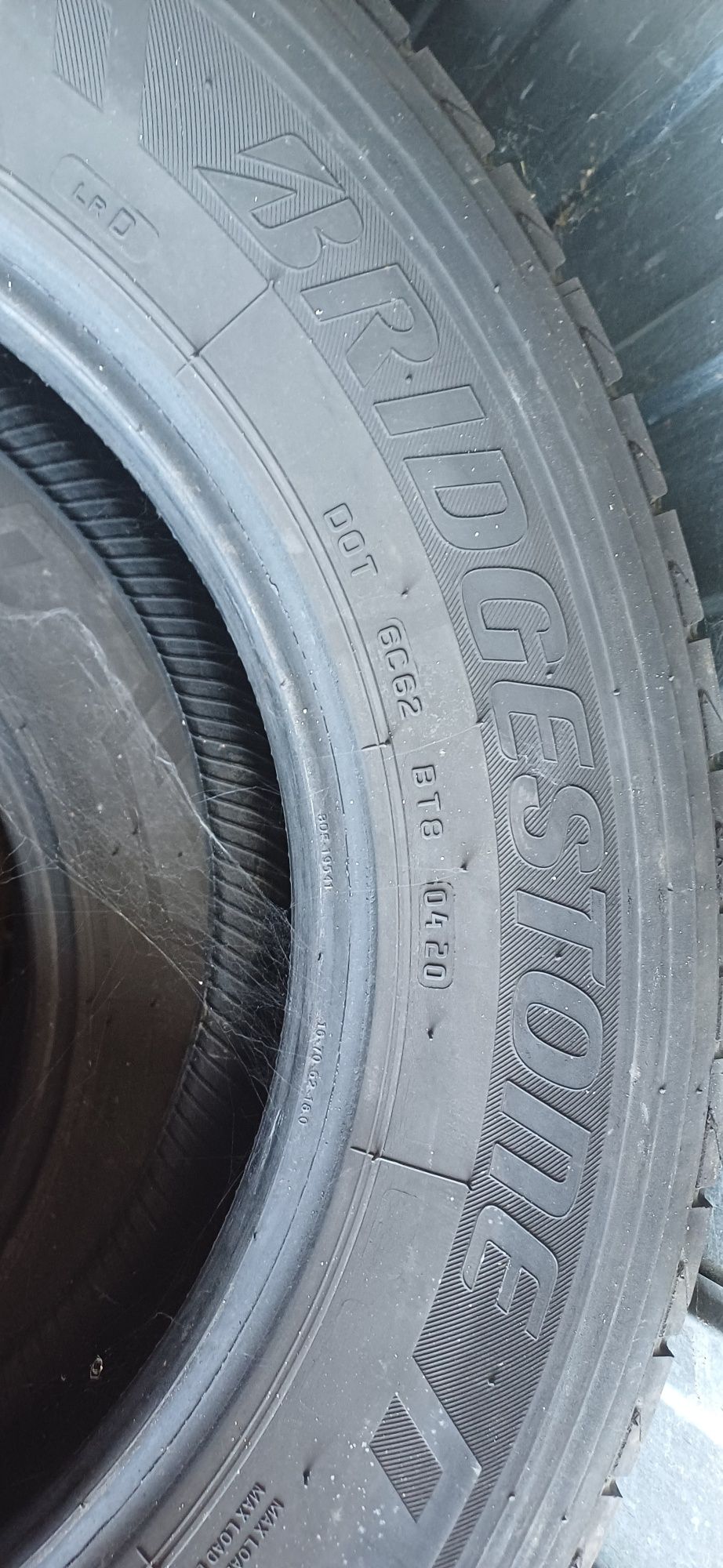 Opony dostawcze Bridgestone 225/65/16 C z 2020r 4 szt.