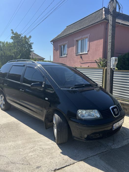 Продам сеат альхамбра 2003 року випуску