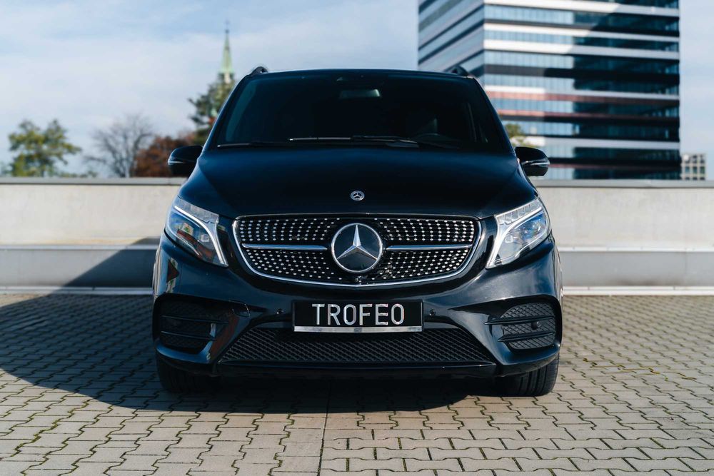 Wynajem Mercedes V klasa 300d Extra Long - wypożyczalnia samochodów