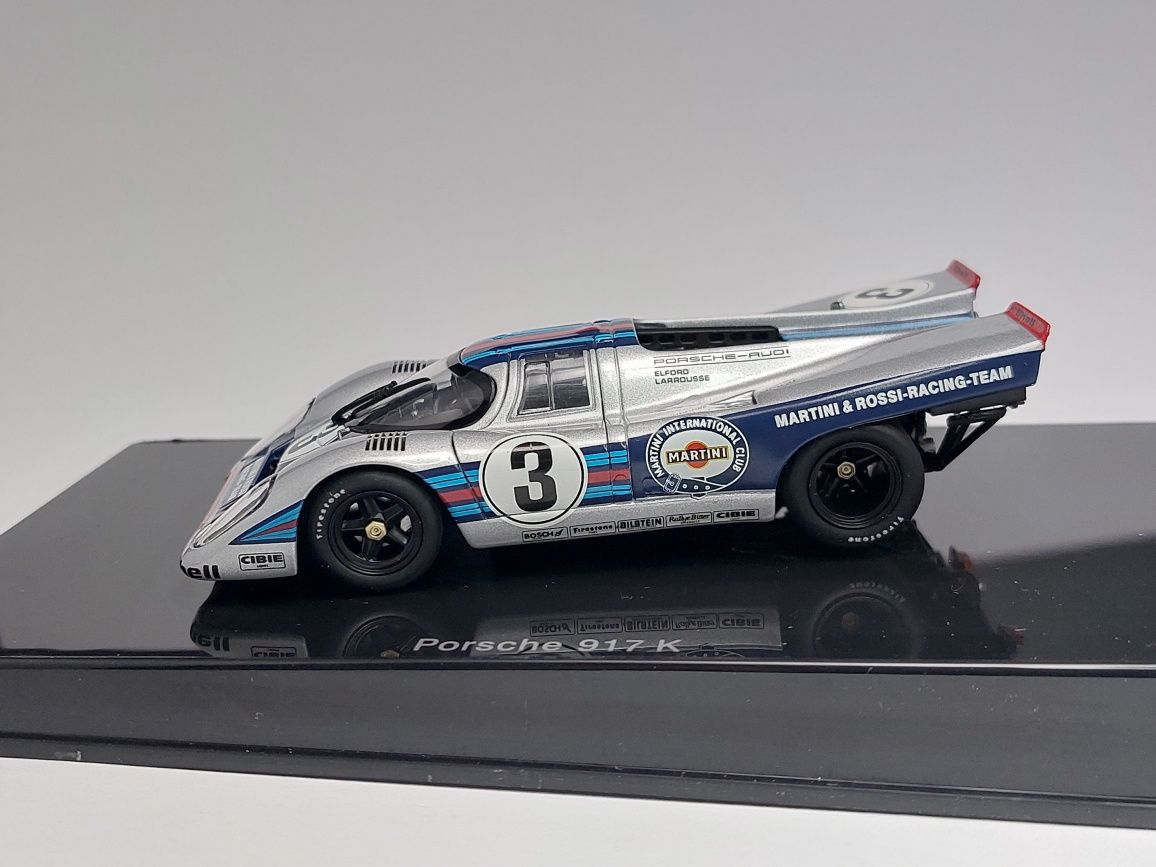 Модель 1:43 Porsche 917K Sebring Winner Martini (AutoArt) масштабна