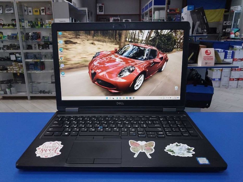 Ноутбук Dell 5590 хороший стан (чотириядерний) ПОТУЖНИЙ!