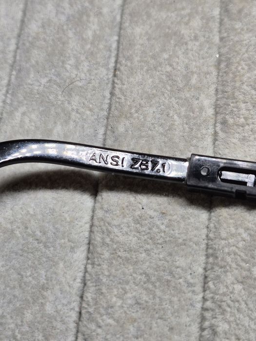 Професійні окуляри для фотоепіляції ELOS