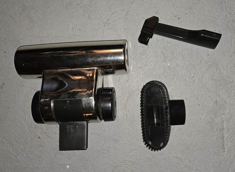 Odkurzacz samochodowy przewodowy