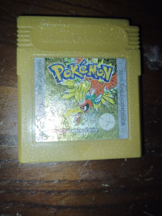 POKÉMON ersão europeu e disco 4 do jogo final fantasy IX