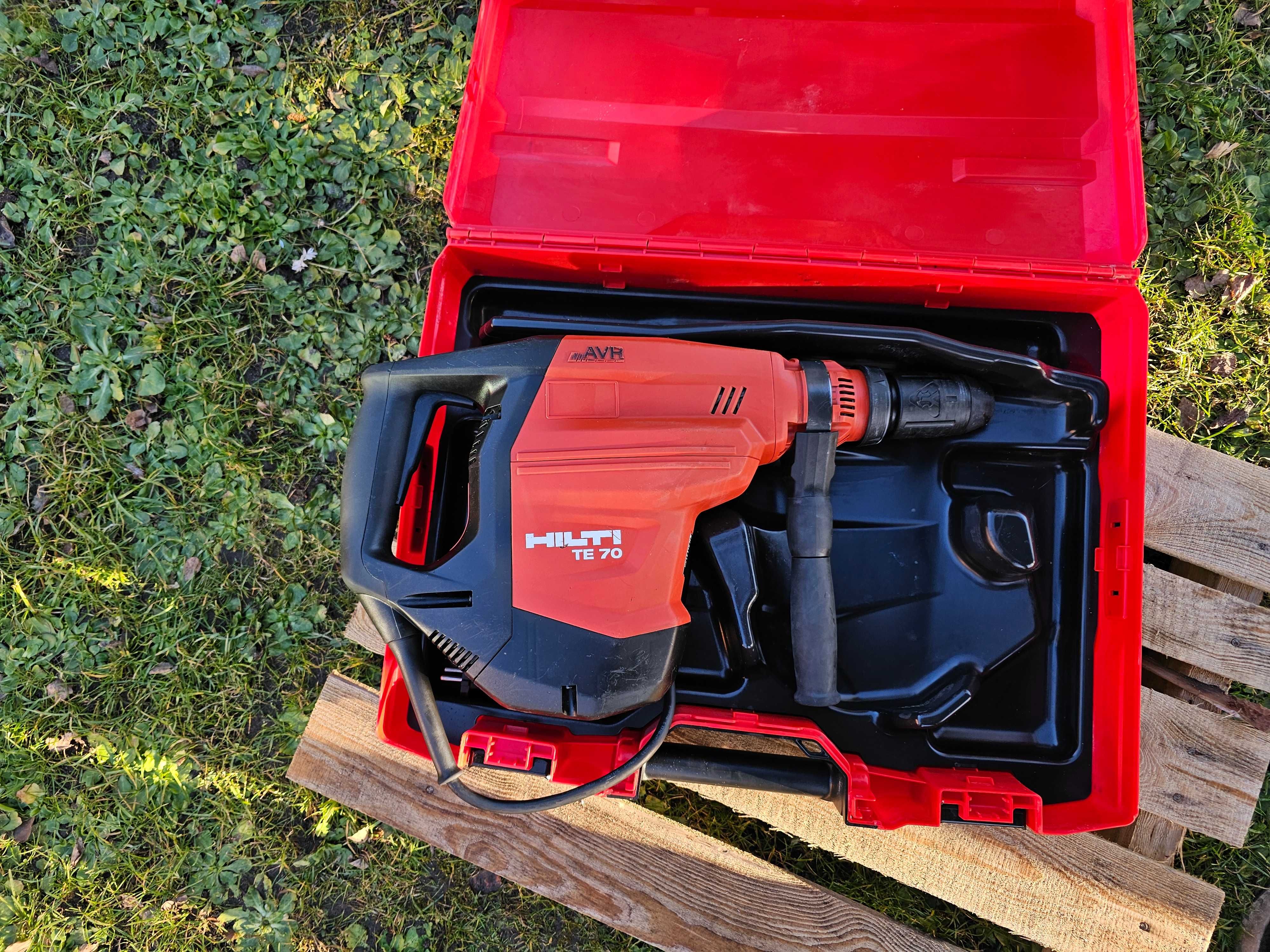 MŁOT UDAROWY HILTI TE 70-AVR zestaw ROK 2024 faktura gwarancja
