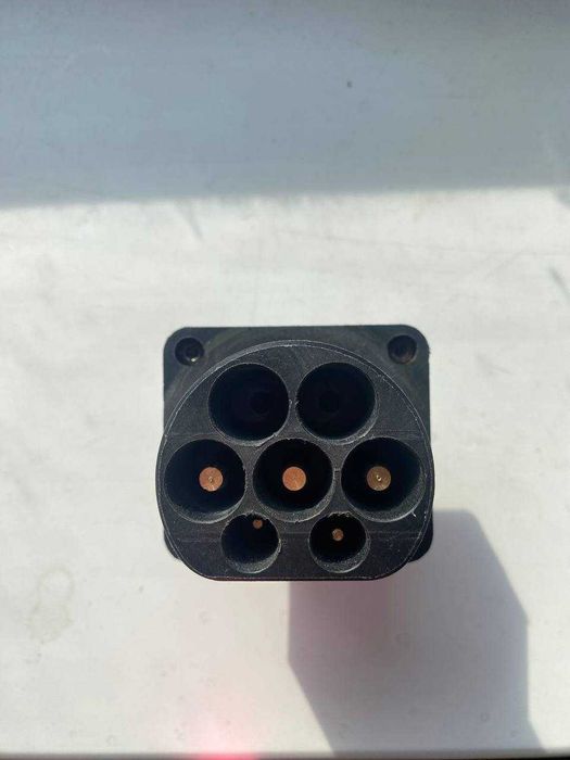 Продам майже новий перехідник для китайських електромобілів GBT-TYPE2