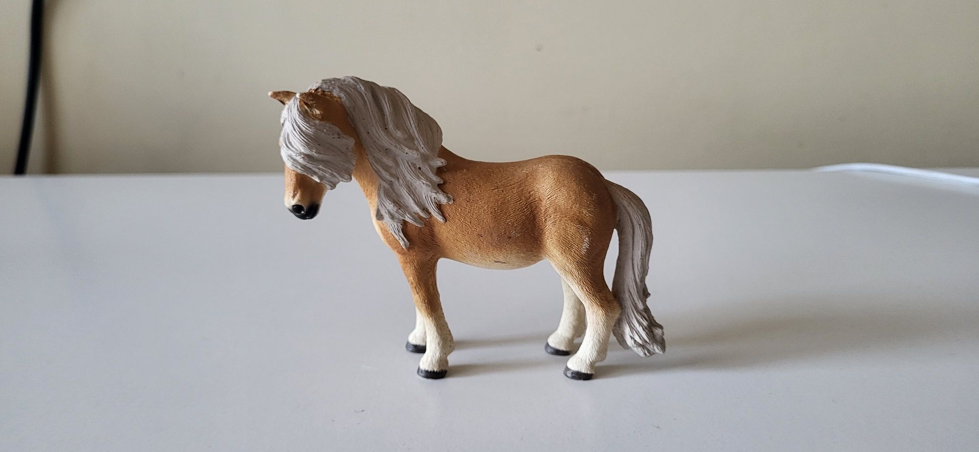 Schleich koń kuc islandzki klacz figurka model wycofany z 2014 r.