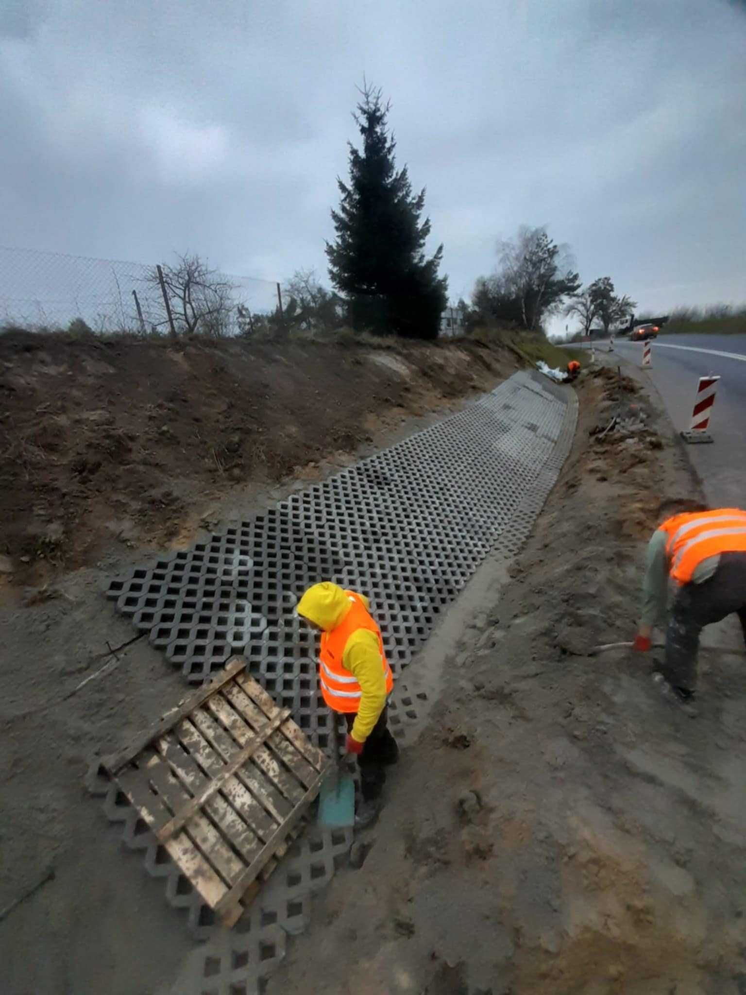 Wynajem Maszyn Budowalnych/ Roboty ziemne wykopy, utwardzenie placu