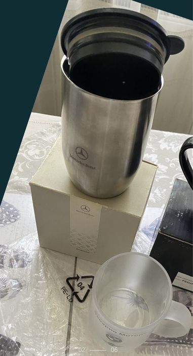 Оригинальная термо-чашка Merceds Benz.