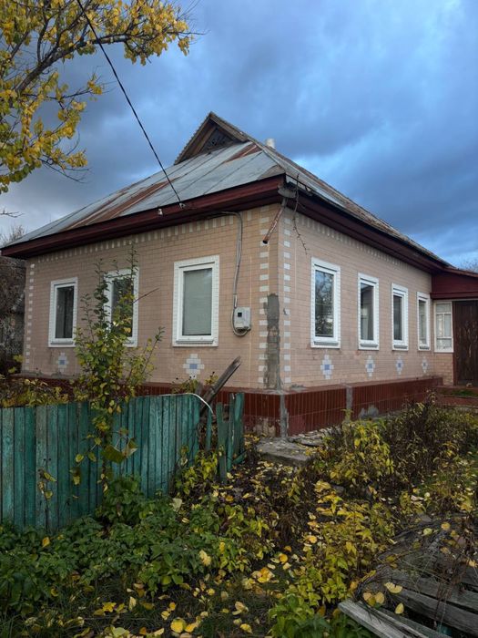 Будинок 20 км від міста Черкаси