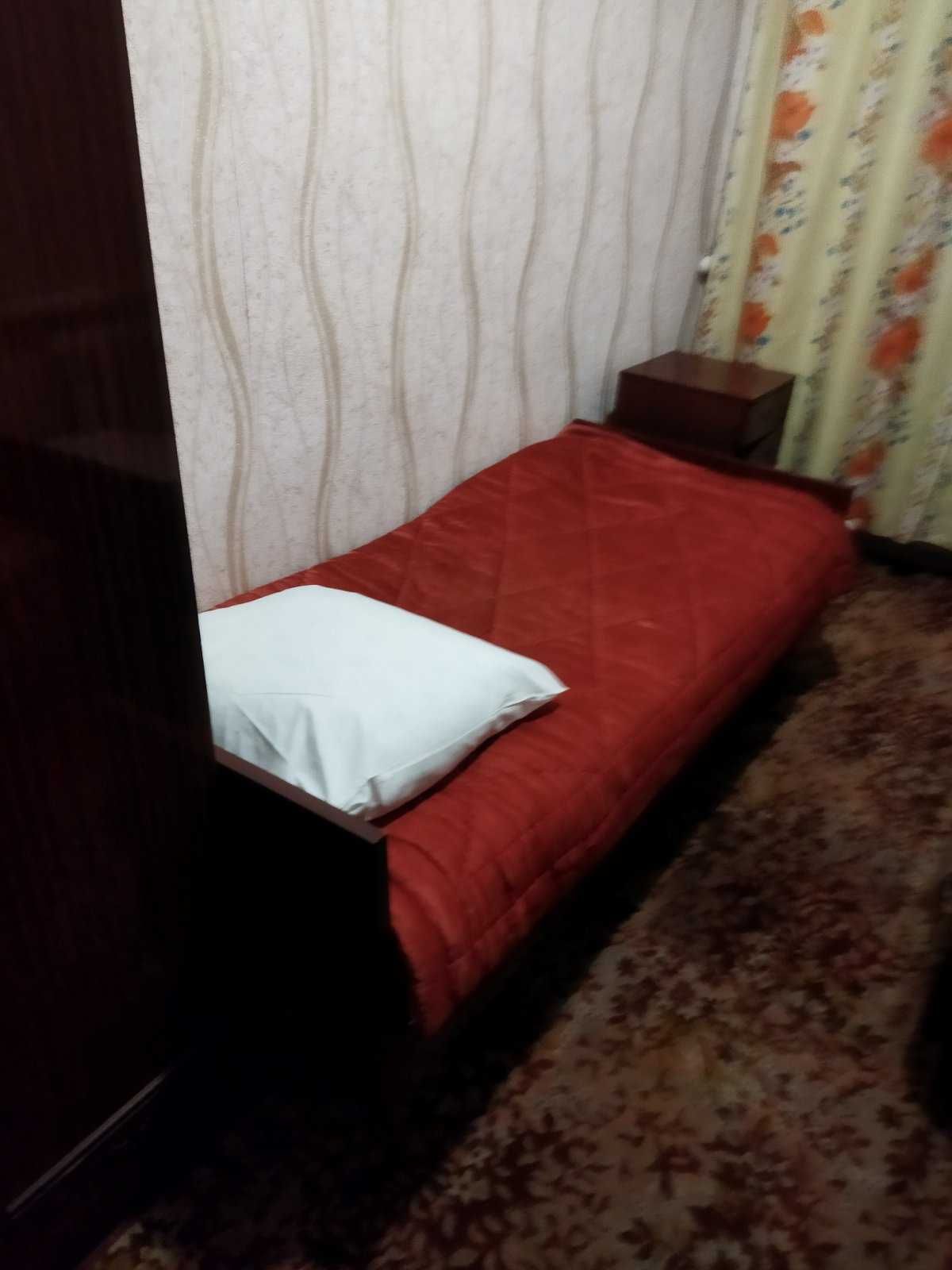 Койко місце в будинку без ком. послуг в р-н Зеленої