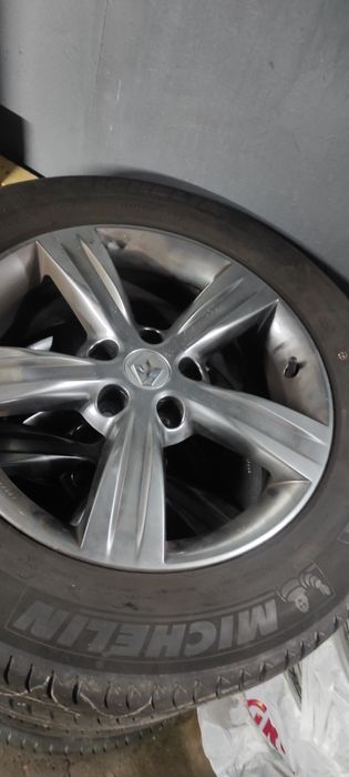 Диски з резиною R17 Renault Coleos